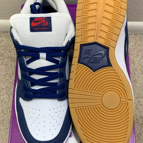 Nike SB Dunk Low Los Angeles Dodgers Size 11 Style #DO9395-400 - Picture 7 of 10
